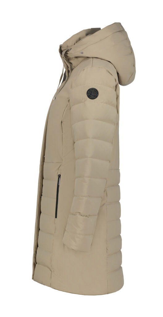 Luhta Haukala 232457364L-031 stijlvolle damesjas met capuchon en merkdetail