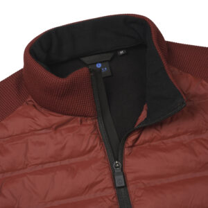 Luhta 232573324L 669 Achtila Midlayer cranberryrood heren vest Cranberry