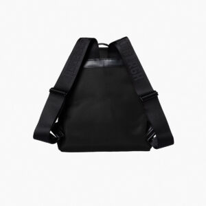 GB685.01.263 Shinju Backpack Black zwarte dames rugzak met goudkleurige ritsen en merkembleem