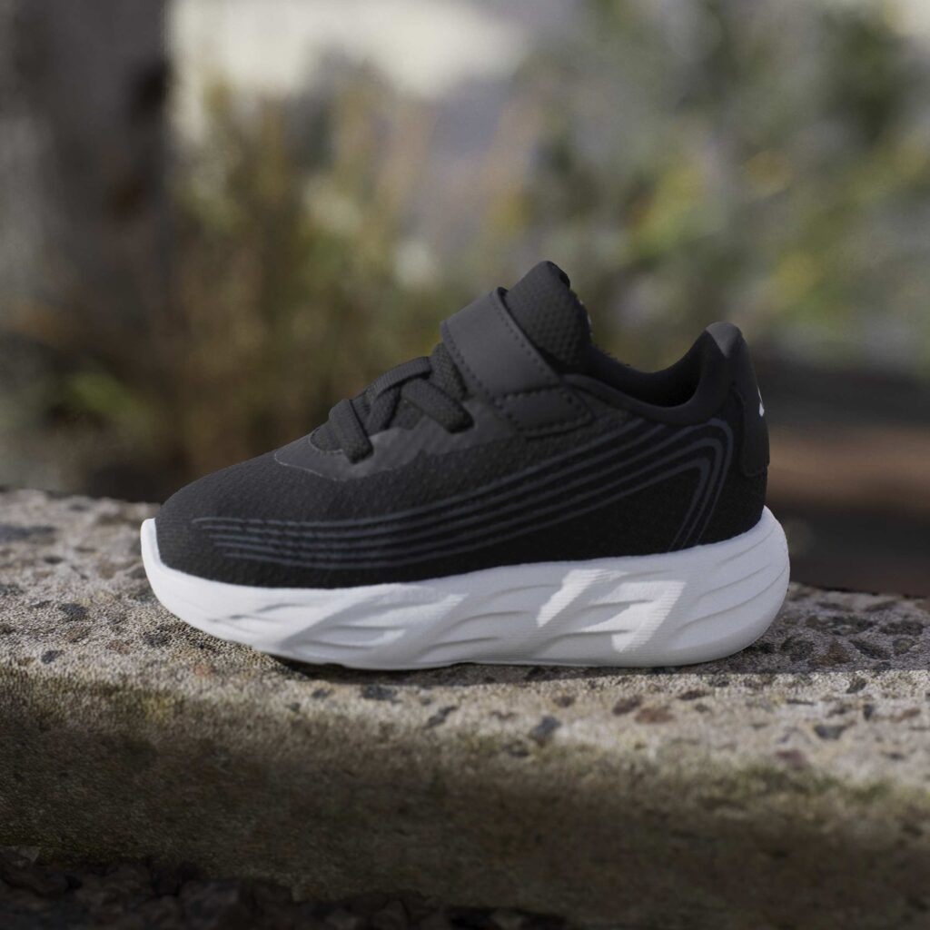 Adidas Galaxy 8 EL I KI1681 lichte kinderschoenen met elastische veters en klittenband