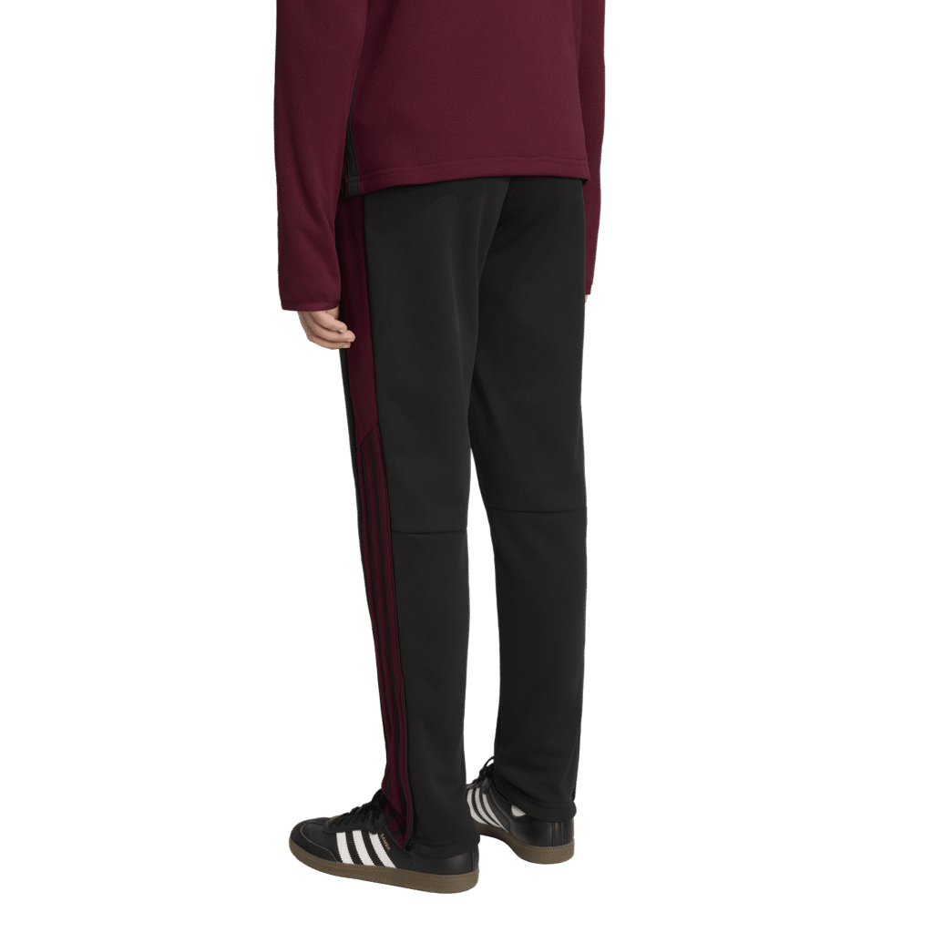 adidas Tiro Essential Winter Pants KS8375 zwarte jongens trainingsbroek met bordeauxrode accenten en enkelritsen
