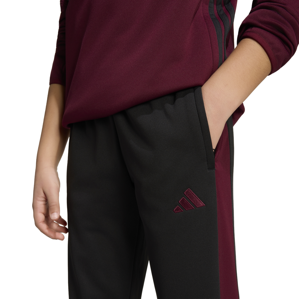 adidas Tiro Essential Winter Pants KS8375 zwarte jongens trainingsbroek met bordeauxrode accenten en enkelritsen