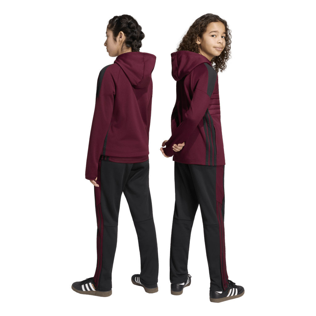 adidas Tiro Essential Winter Pants KS8375 zwarte jongens trainingsbroek met bordeauxrode accenten en enkelritsen