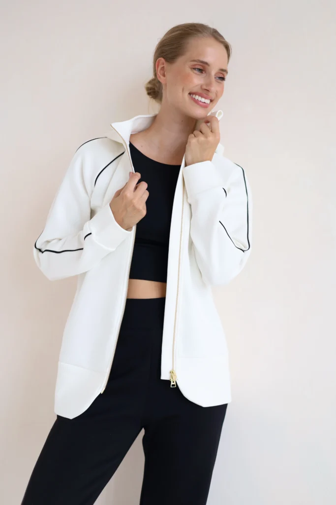 House of Gravity Cardigan Off-white Marble HG-718-2604-2100 luxe dames vest met capuchon en rits