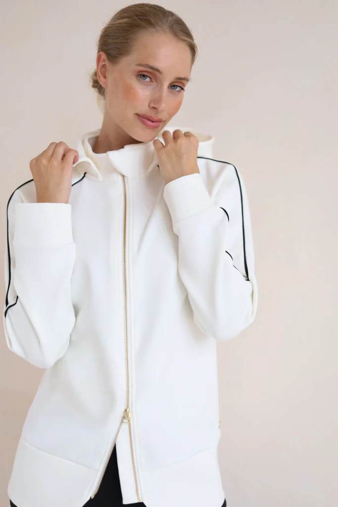 House of Gravity Cardigan Off-white Marble HG-718-2604-2100 luxe dames vest met capuchon en rits