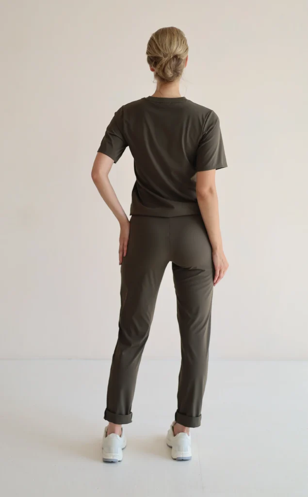 House of Gravity Performance Chino HG-617-2604-5030 Olivine Green olijfgroene dames sportbroek