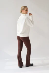 House of Gravity Classic Collar Sweater HG733-2604-2100 Off-White Marble dames sweater met hoge kraag