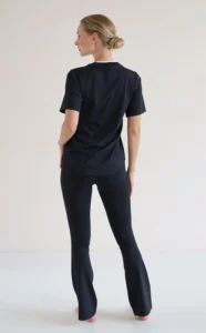 House of Gravity Contrast Active Tee HG-415-2604-1020 Black x White relaxt dames t-shirt met contrasterende accenten