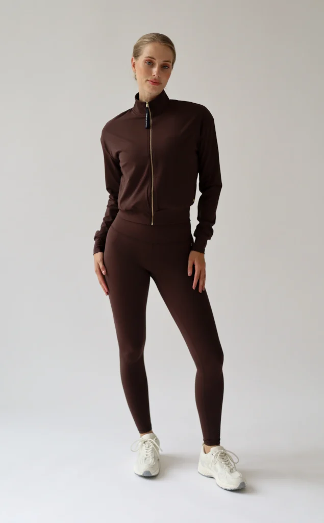 House of Gravity Jacket Cacao Brown HG-201-2504-4201 soepel bruin dames sportvest