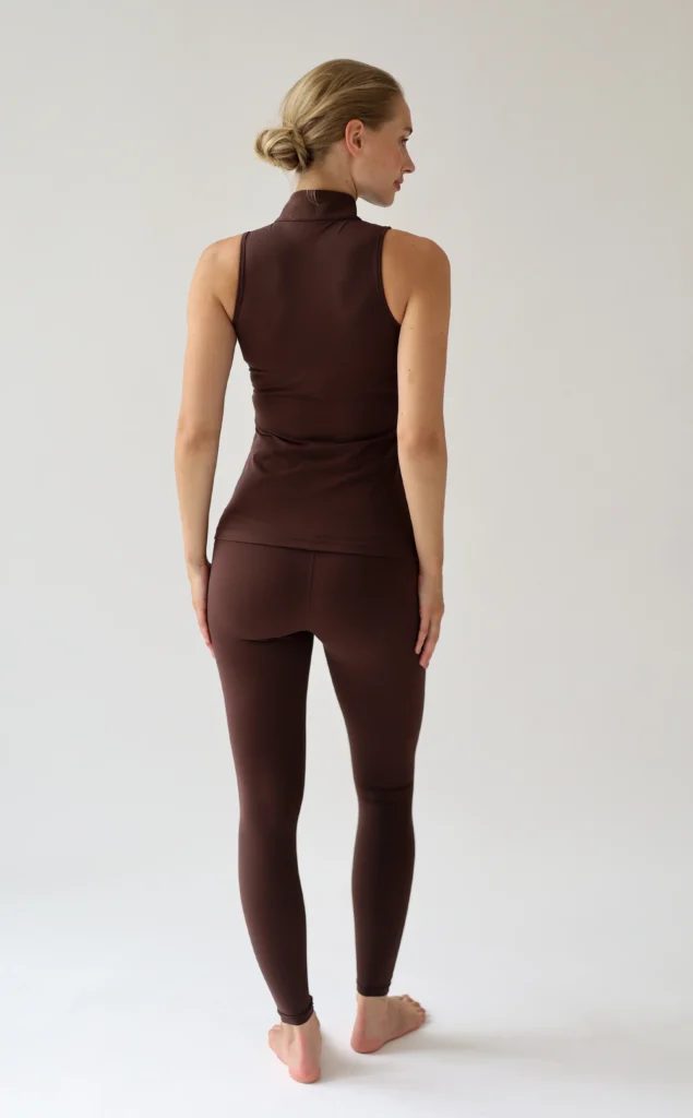 House of Gravity Turtle Zipper Tank Top HG-314-2604-4201 Cacao Brown bruine dames tanktop met hoge hals en rits