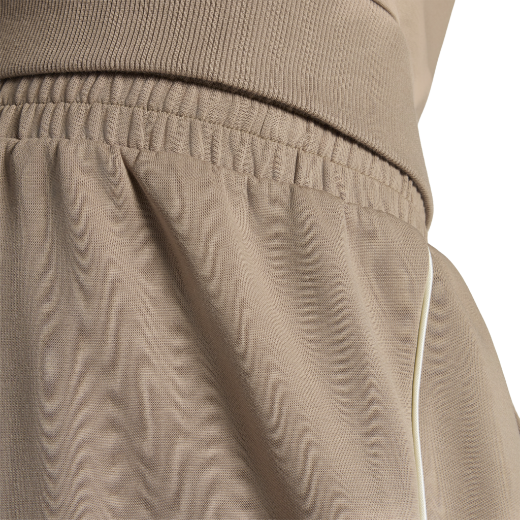 adidas M Sta sl pt KY6985 khasix khaki heren trainingsbroek met ivoren strepen