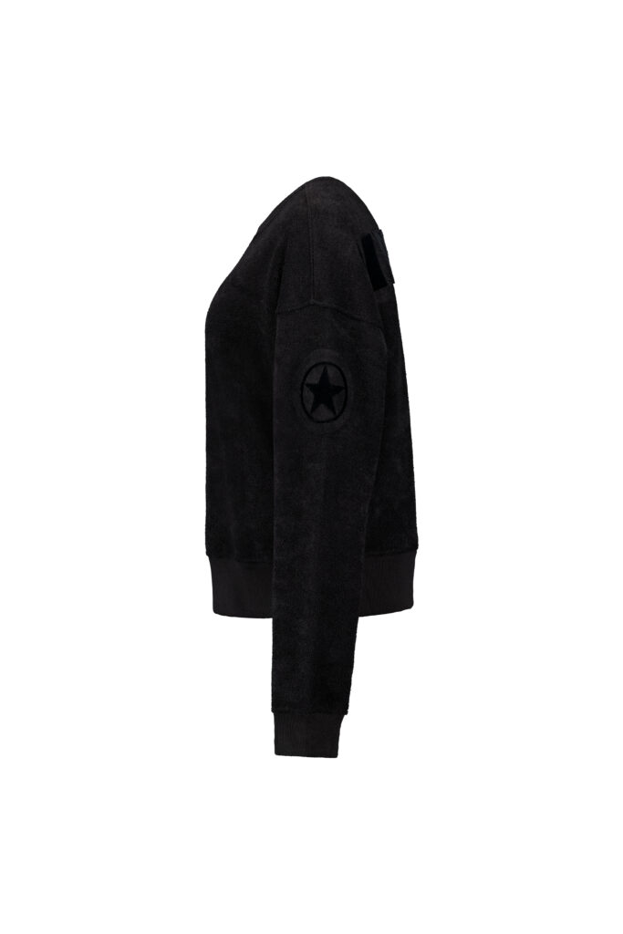 Airforce Terry Sweater Black SPFRW0152-901 zwarte dames trui met elastische boorden en zachte pasvormAirforce Terry Sweater Black SPFRW0152-901 zwarte dames trui met elastische boorden en zachte pasvorm
