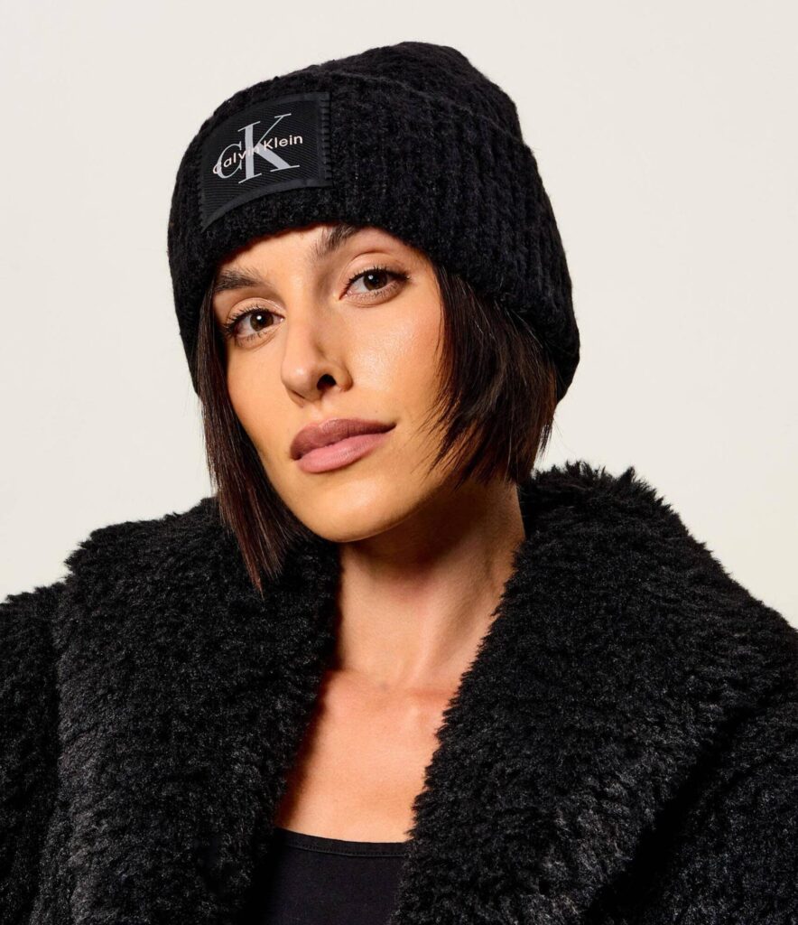 Calvin klein lv04f8104g ub1 brushed solid chunky beanie black grove gebreide muts zwart