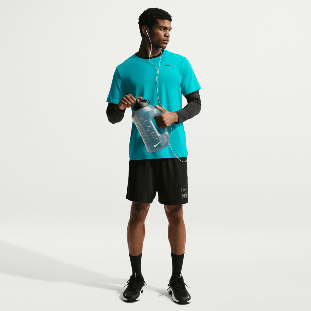 Nike dri fit mens fitness t shirt ar6029 300 heren sportshirt groen