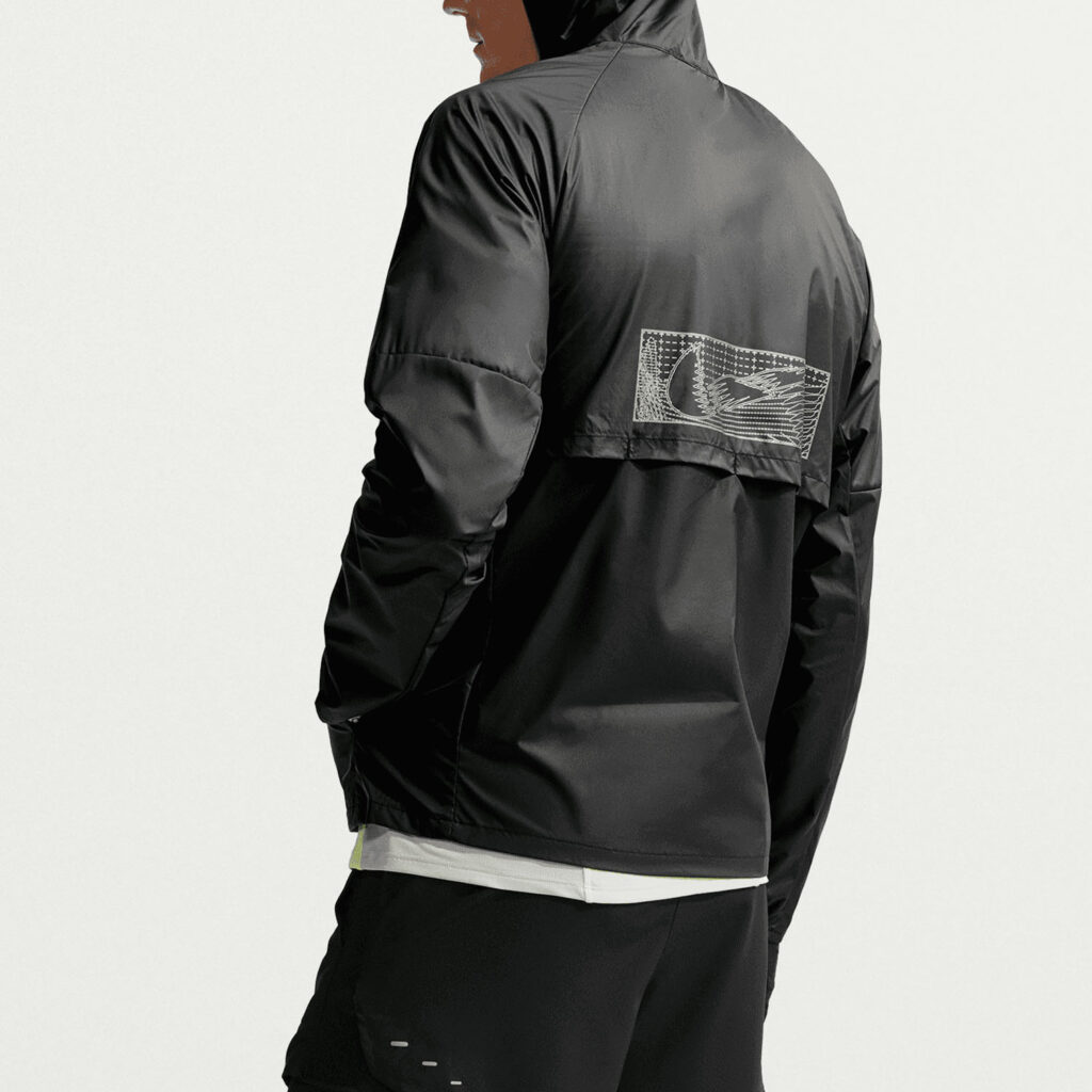 Nike Miler Repel Therma-FIT IO1240-010 zwart heren hardloopjack met capuchon